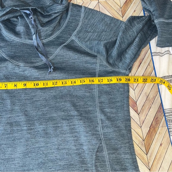 Kuhl Lea Funnel Neck Sweatshirt Pullover Blue Gray Large Long Sleeve Active - Picture 5 of 7